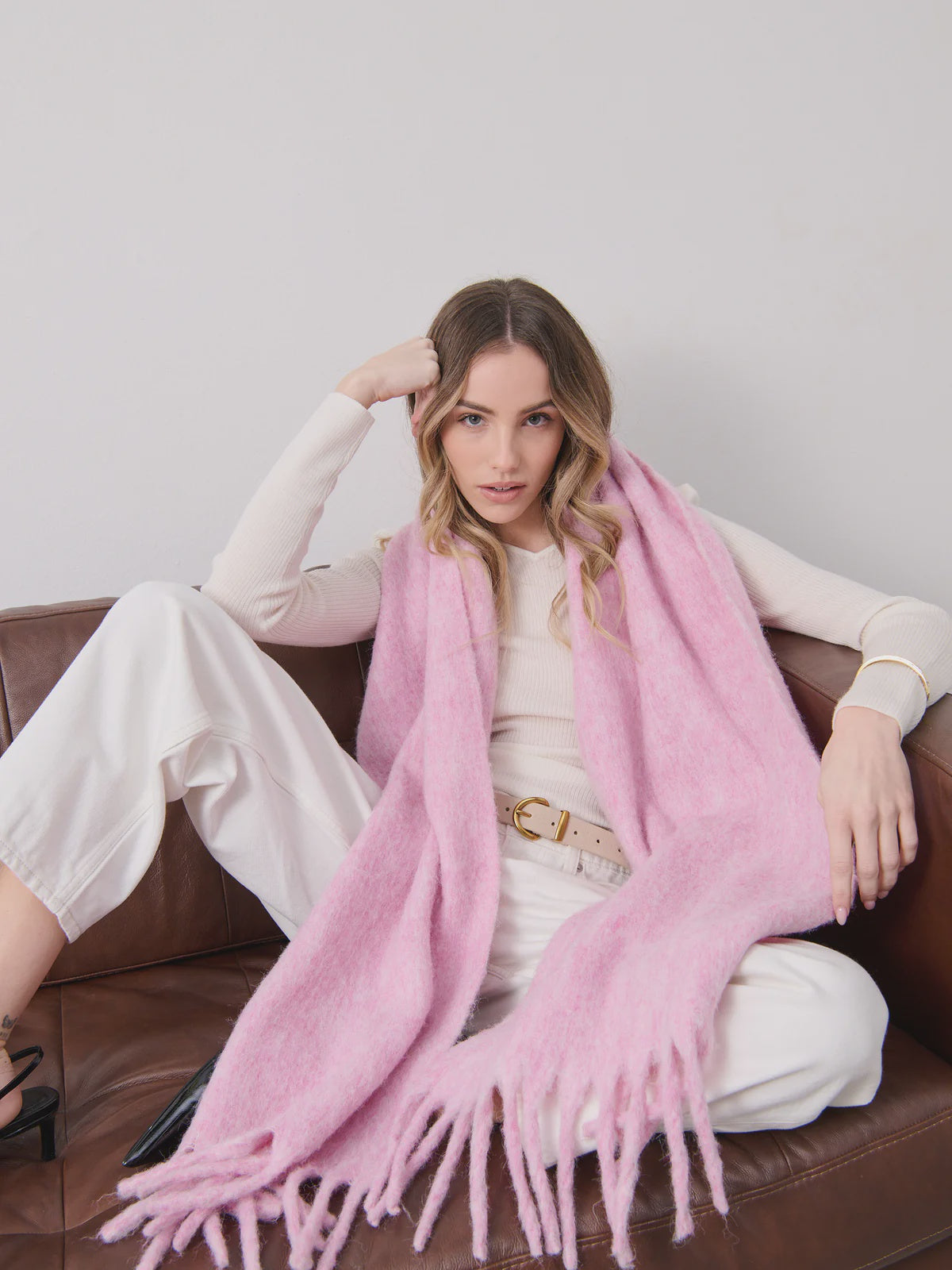 Betty Wool Plain Fluffy Scarf in Pink